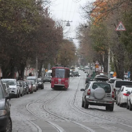 в центрі на вулиці шевченка 12 дуже комфортна недалеко біля вокзалу * Lviv