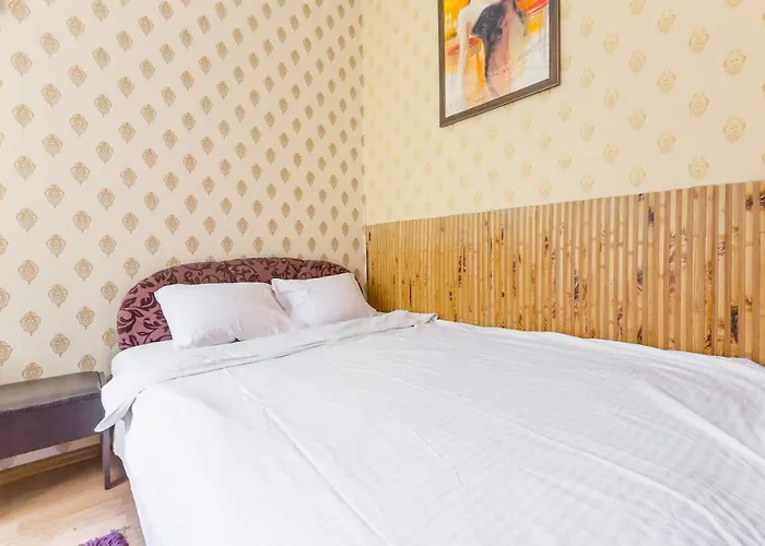 в центрі на вулиці шевченка 12 дуже комфортна недалеко біля вокзалу * לבוב